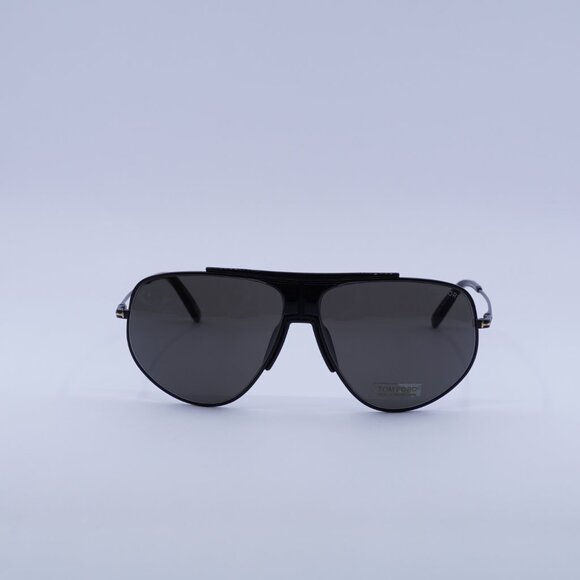 Tom Ford Addison FT0928 02A Sunglasses Black Aviator Frame, Smoke Lenses - Picture 3 of 8